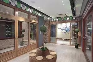 1739254863954734.jpg 斷橋鋁合金門窗-2.jpg